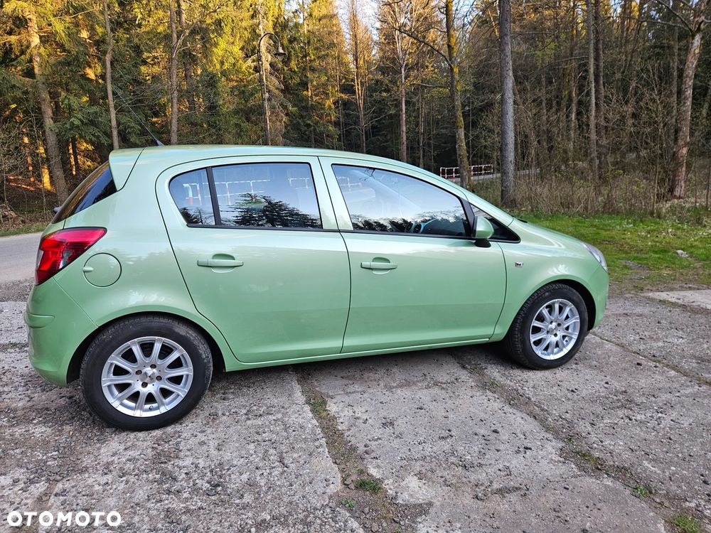Opel Corsa - 8