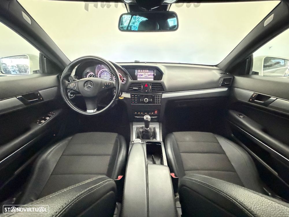 Mercedes-Benz E 220 CDi Avantgarde BlueEfficiency - 16