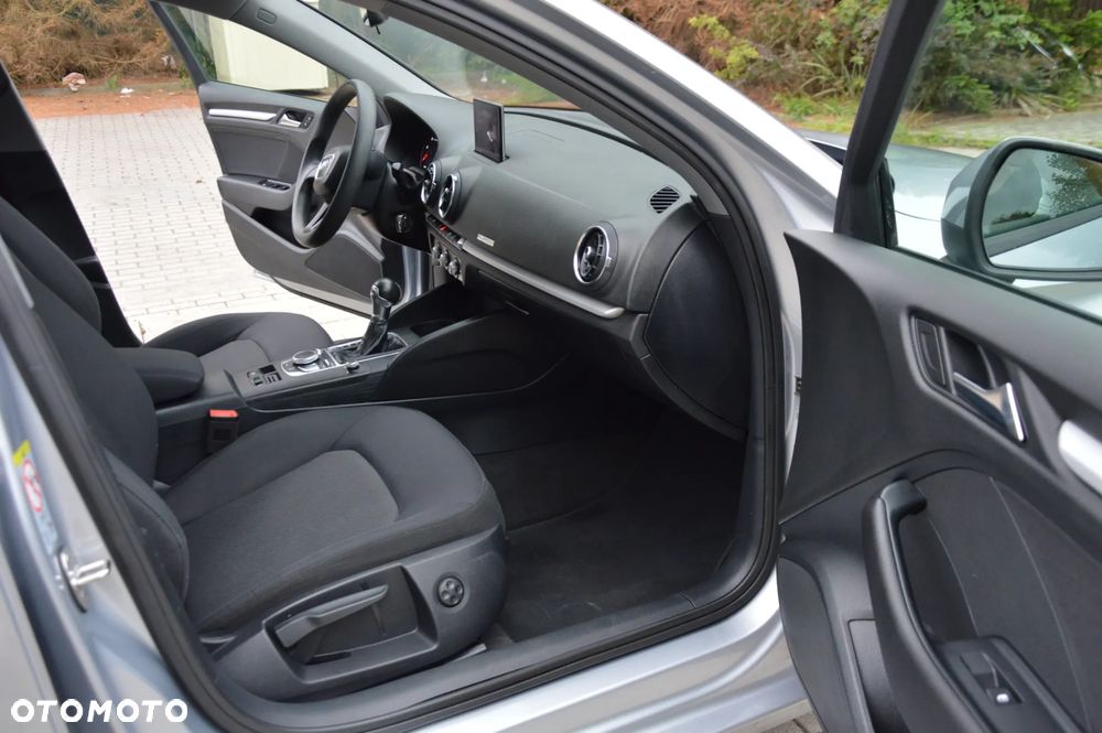 Audi A3 Limousine 2.0 TDI S tronic sport - 12