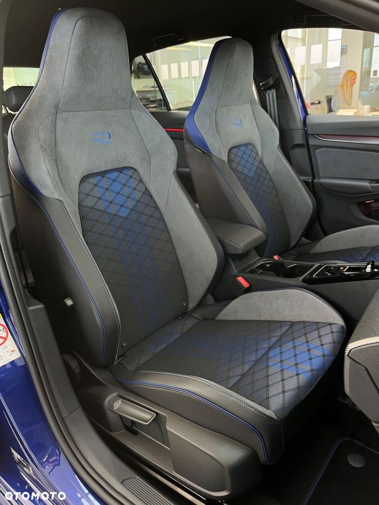Volkswagen Golf VIII 2.0 TSI 4Motion R Black Edition DSG - 5