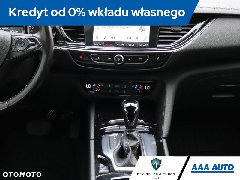 Opel Insignia - 13