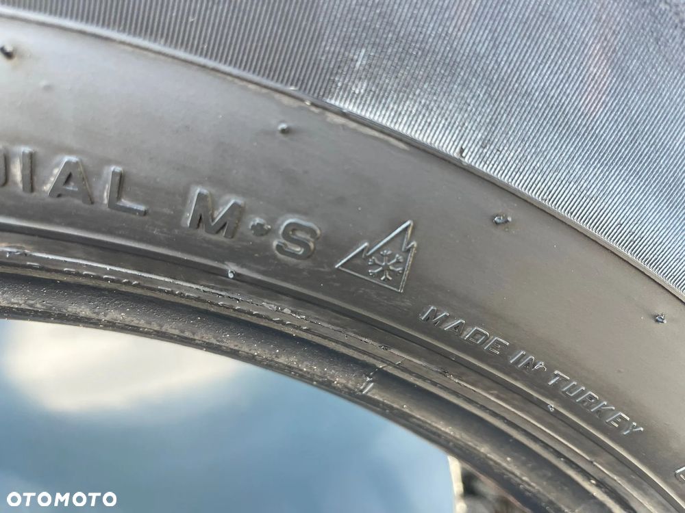 Opona Pirelli ITINERIS 385/55/22,5 (NR 10) - 4