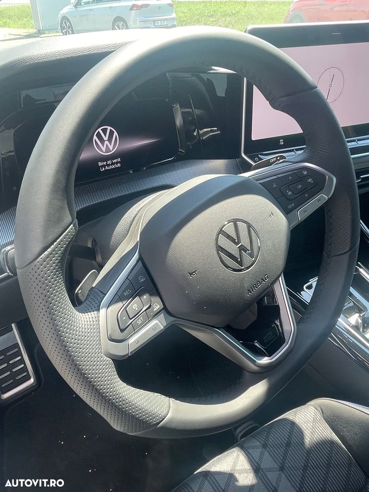 Volkswagen Golf 1.5 eTSI OPF DSG R-Line - 18