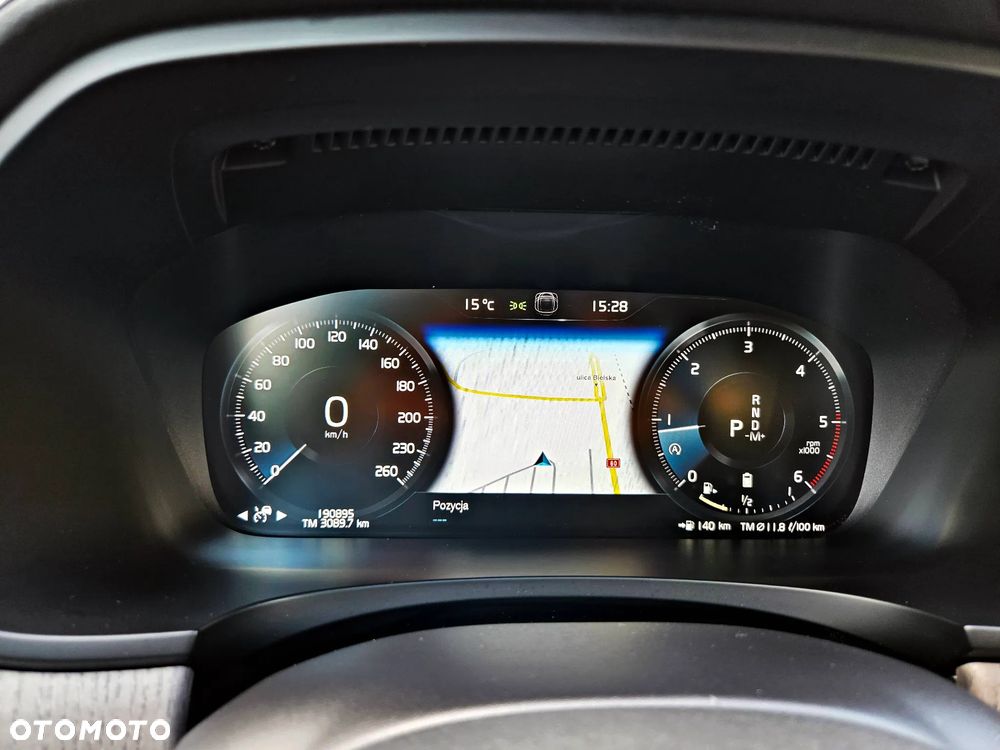 Volvo S90 - 11
