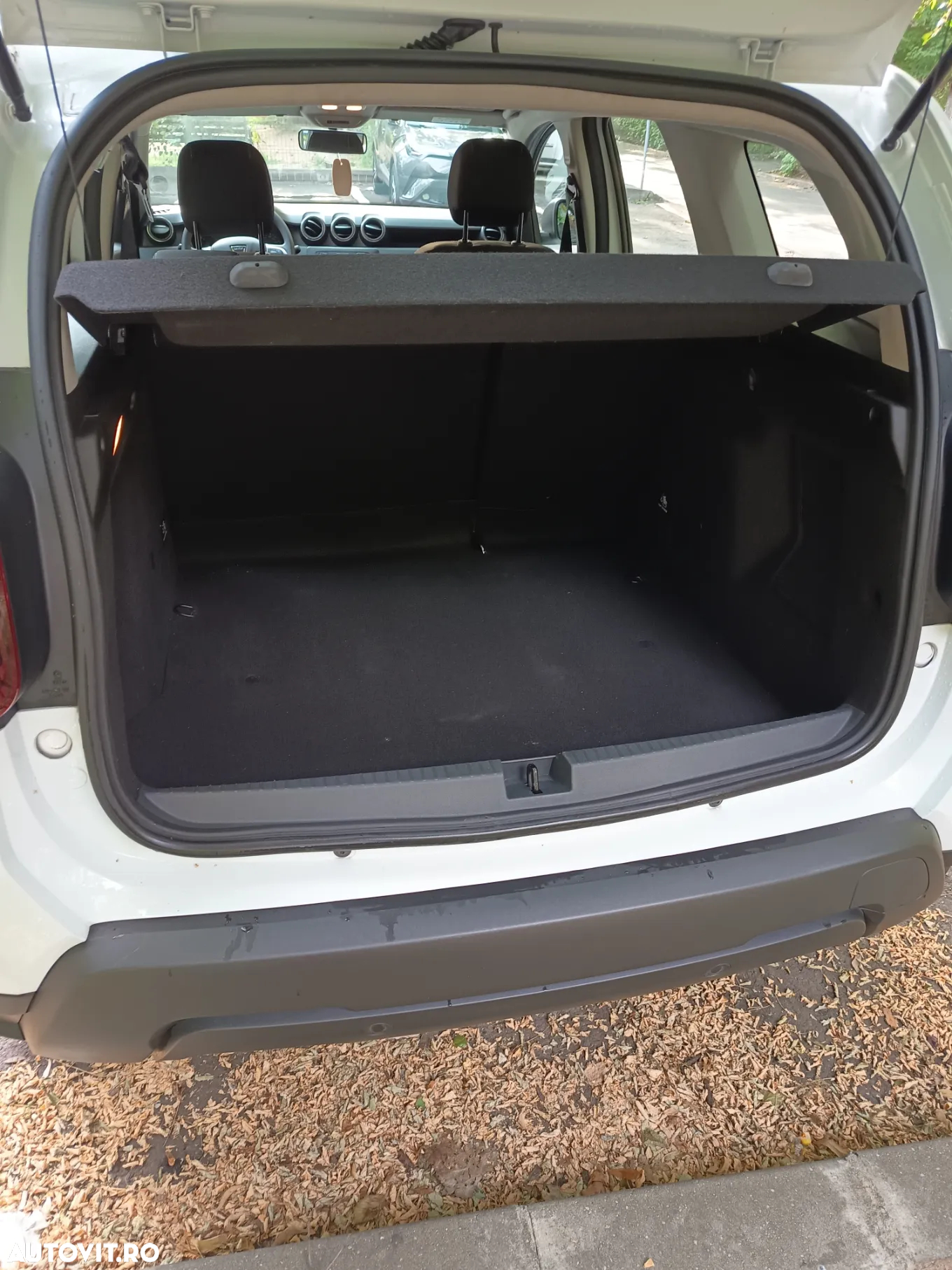 Dacia Duster TCe 100 Essential - 6