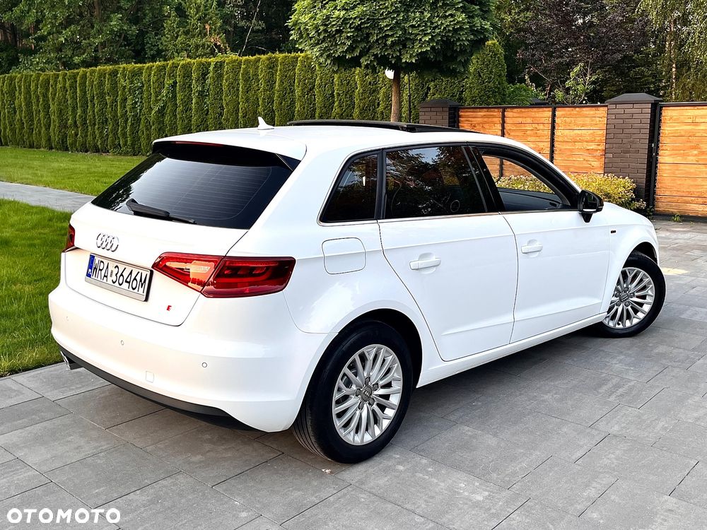 Audi A3 Sportback 2.0 TDI (clean diesel) S line Sportpaket - 3