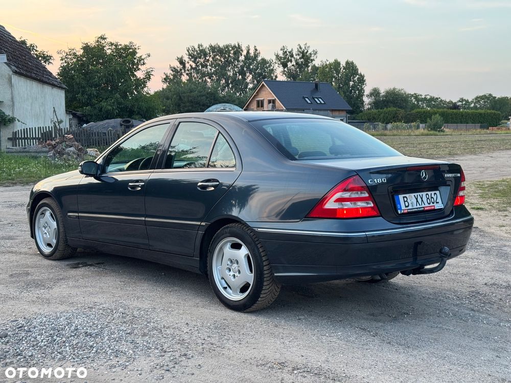 Mercedes-Benz Klasa C 180 Kompressor Classic - 5