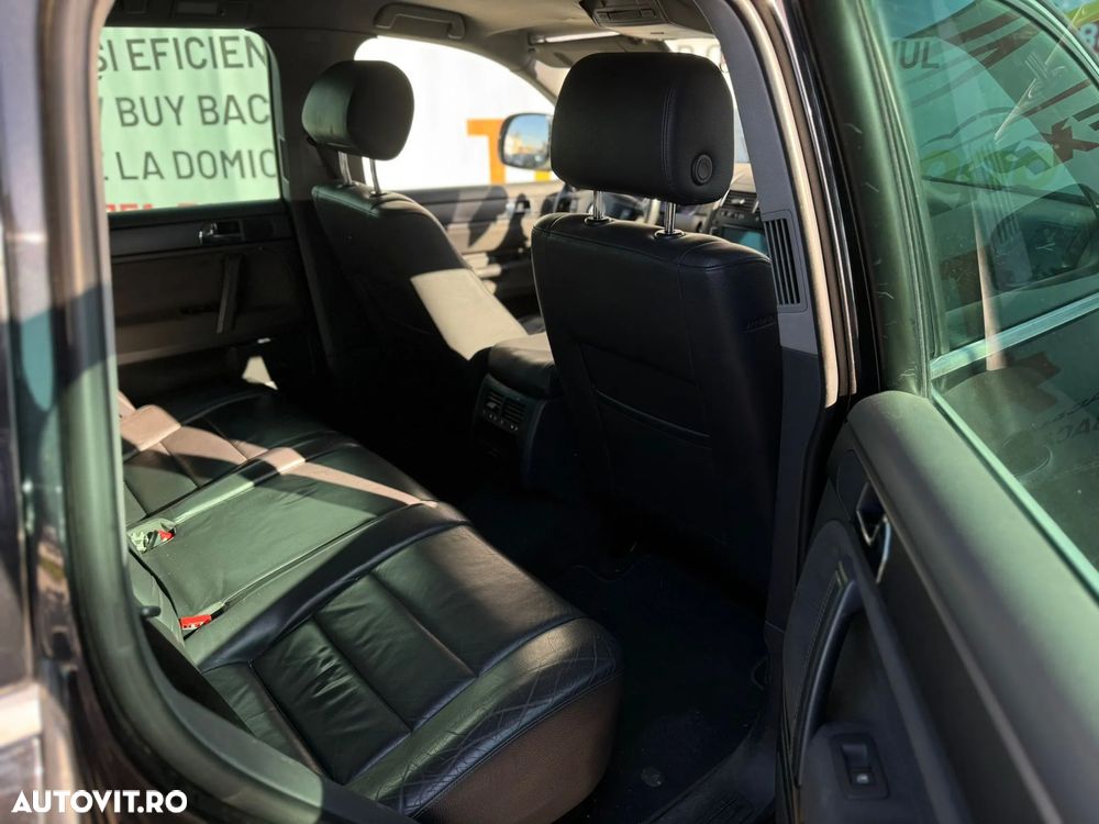 Volkswagen Touareg 2.5 TDI R5 Aut. - 27