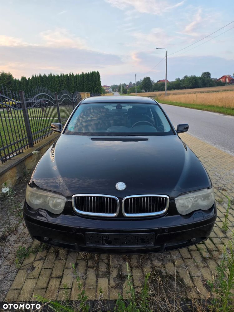 BMW Seria 7 735Li - 1
