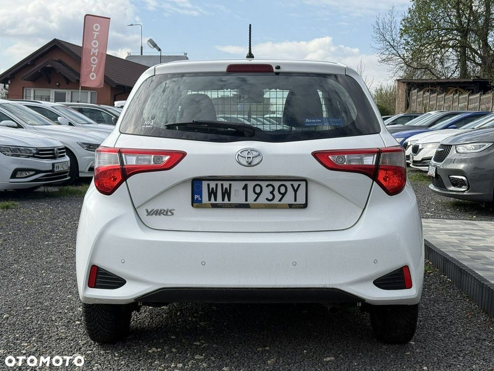 Toyota Yaris 1.5 Active - 6