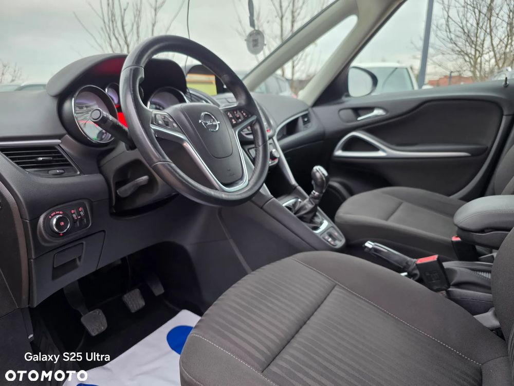 Opel Zafira 1.4 T Cosmo - 30