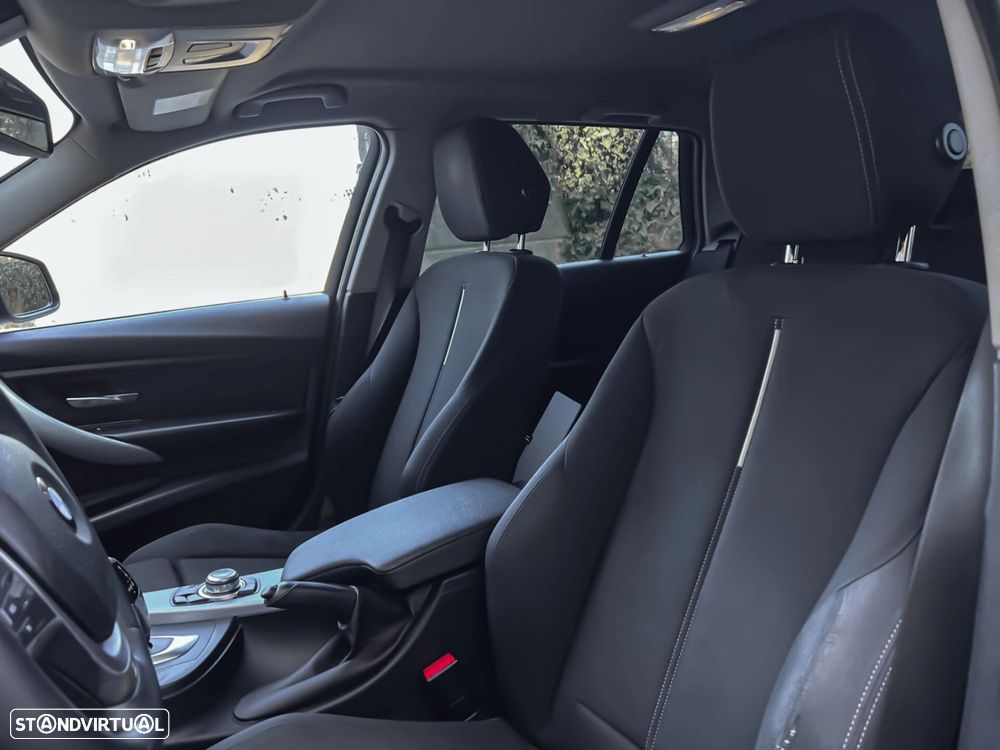 BMW 320 d Touring Auto Line Sport - 7