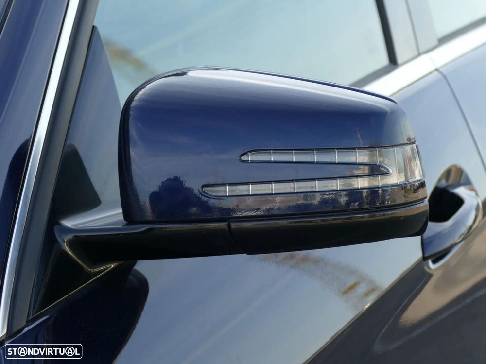 Mercedes-Benz E 220 CDi Avantgarde BE Auto. - 10