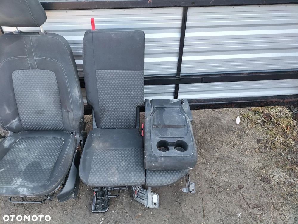 FOTEL KIEROWCY PASAŻERA ŁAWKA FORD CONNECT mk2   2023r.   Europa - 6