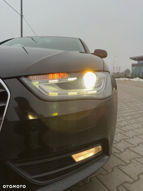 Audi A4 Avant 2.0 TDI DPF Ambiente - 15