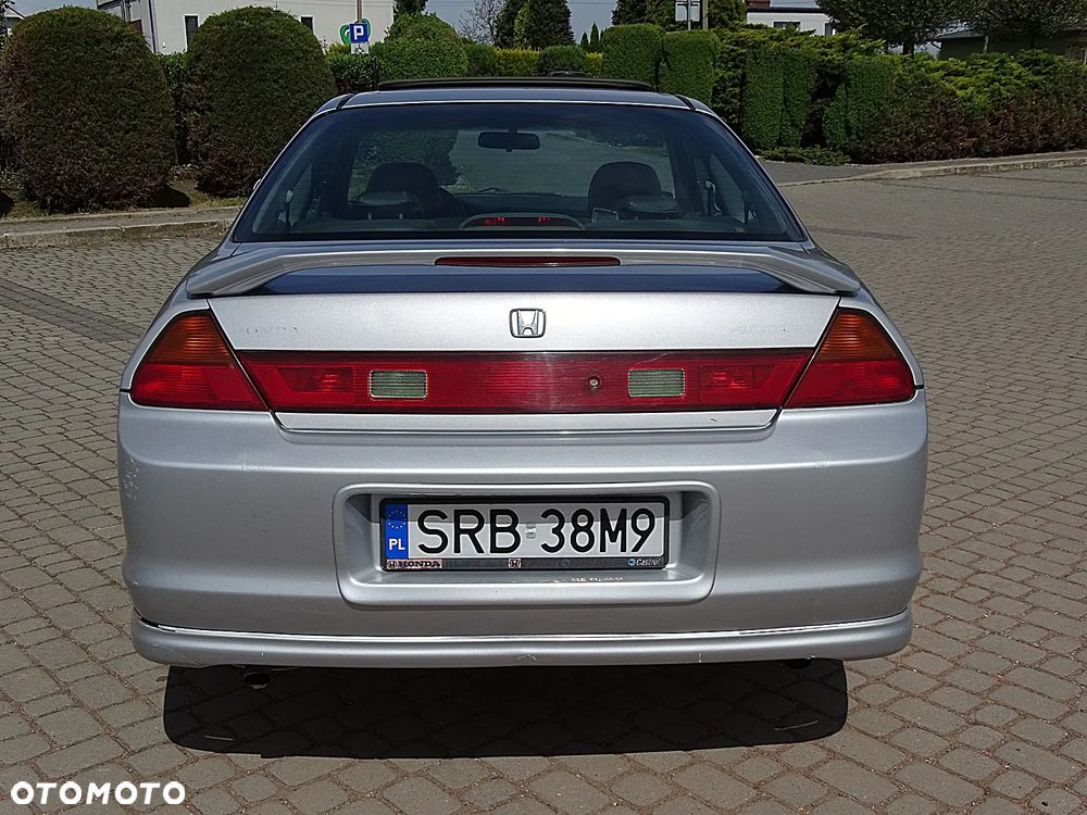 Honda Accord - 12