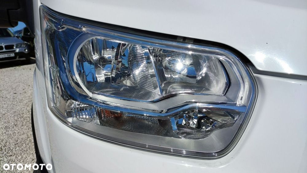 Ford Transit - 18