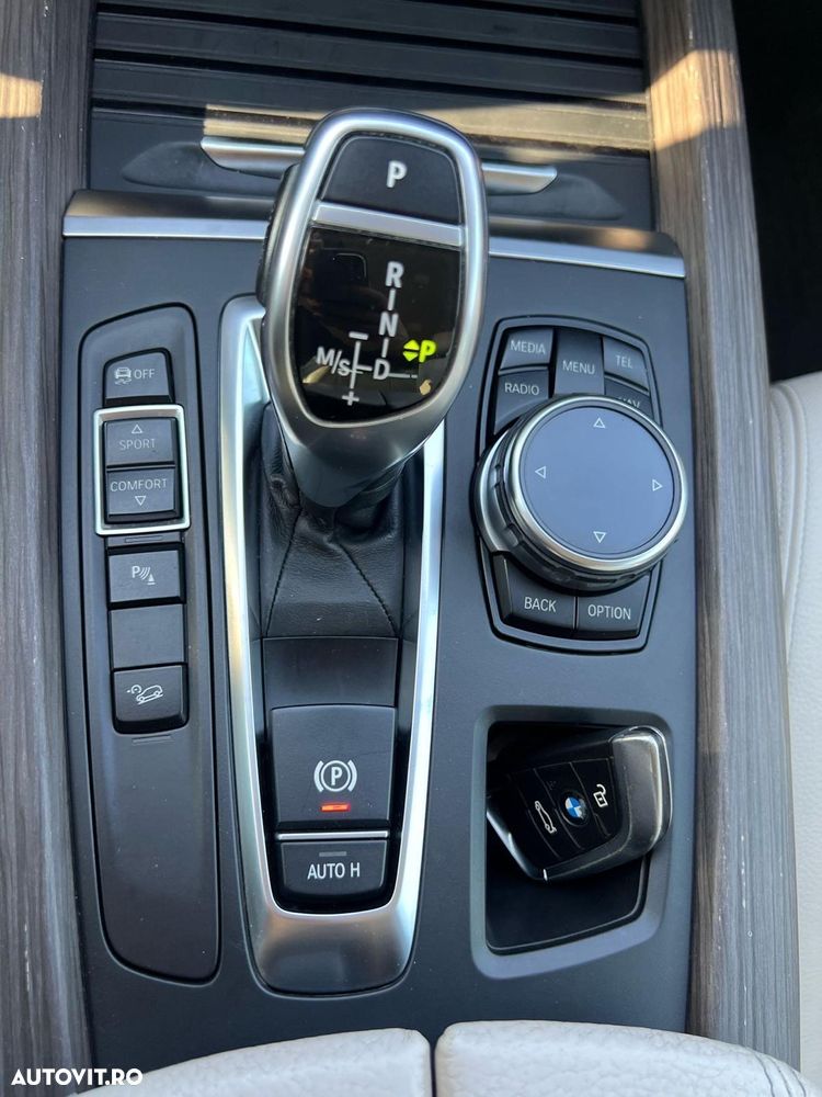 BMW X5 xDrive25d - 8