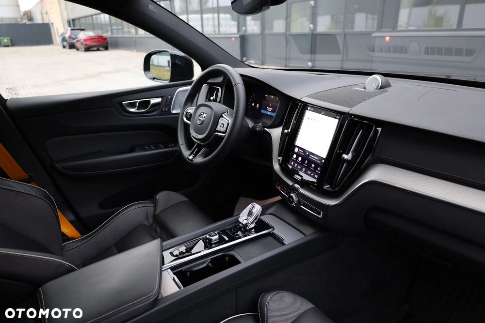 Volvo XC 60 T8 AWD Polestar Engineered - 21