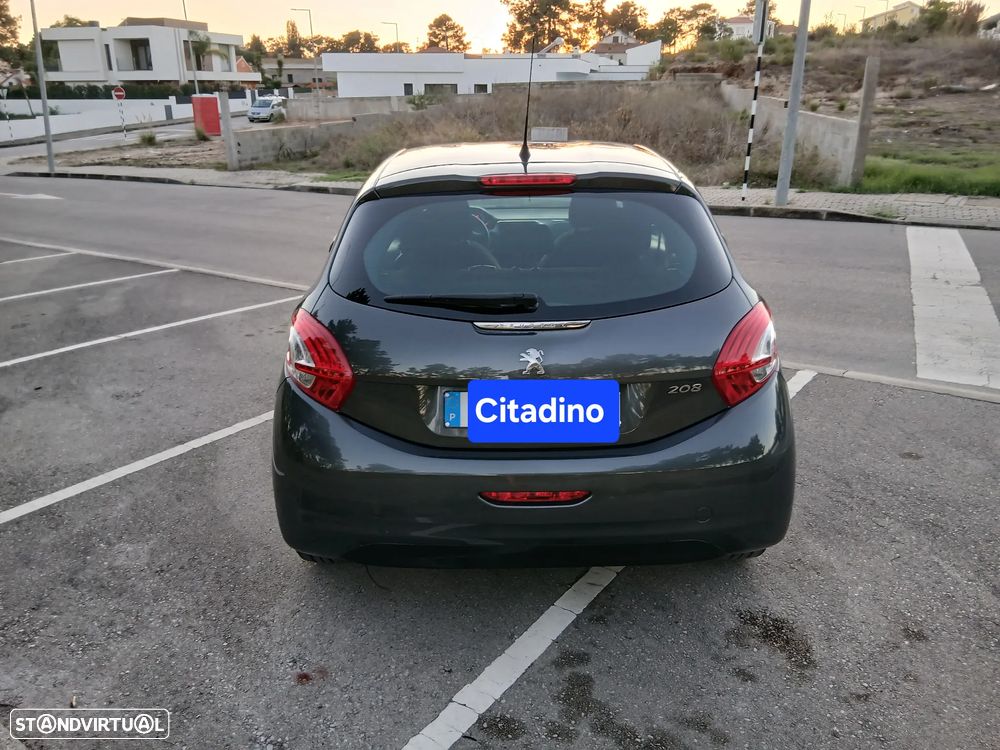 Peugeot 208 1.2 VTi Allure - 19