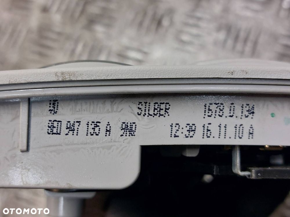 LAMPKA PODSUFITKI SEAT EXEO I 8E0947135A - 3