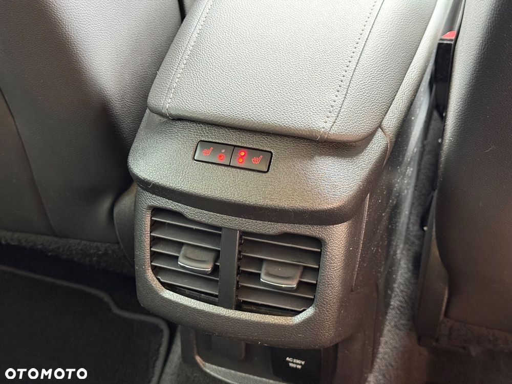 Ford Mondeo 2.0 TDCi Titanium PowerShift - 24