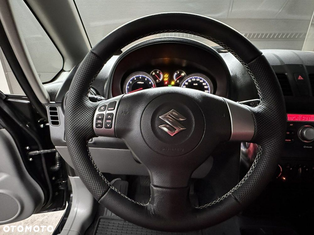 Suzuki SX4 - 28