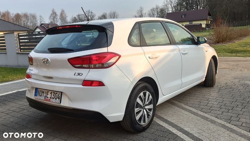 Hyundai i30 1.4 Classic - 28