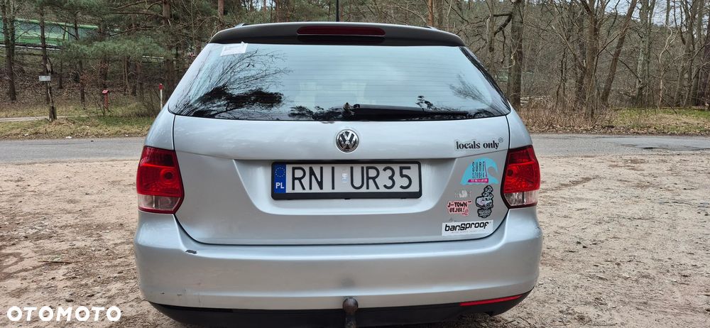 Volkswagen Golf 1.9 TDI Comfortline DSG - 4