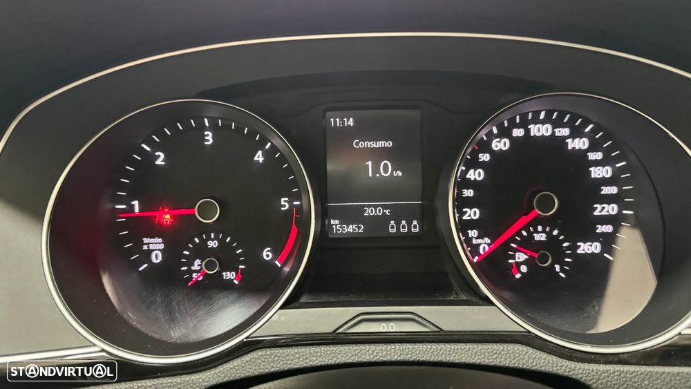 VW Passat Variant 2.0 TDI Confortline - 11