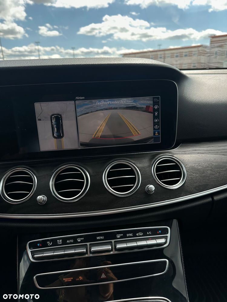 Mercedes-Benz Klasa E 220 d 9G-TRONIC Avantgarde - 23