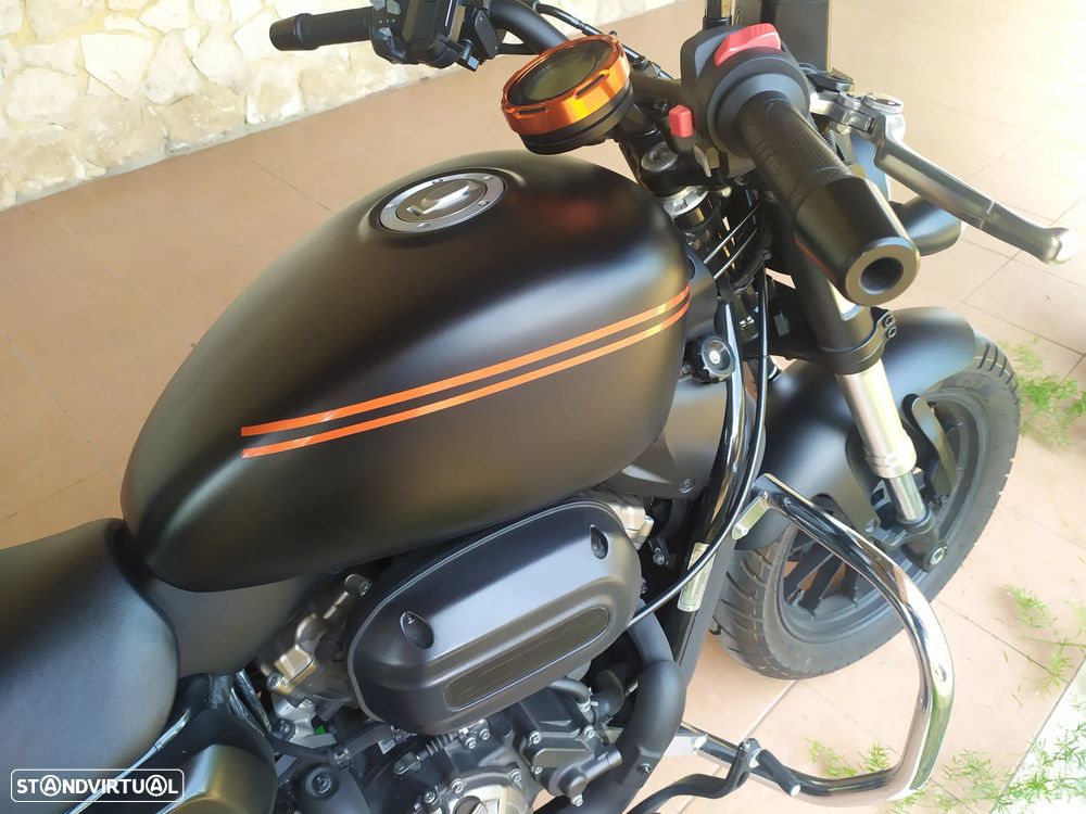 QJ Motor SRV 300 - 2