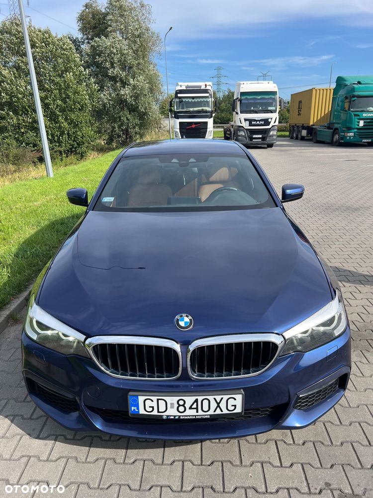 BMW Seria 5 530i xDrive - 9