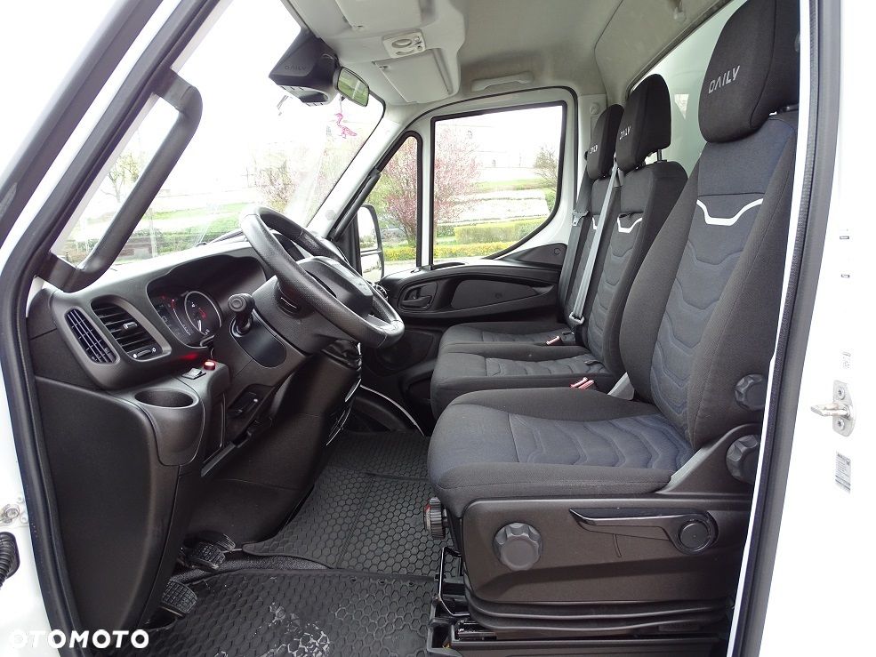 Iveco Daily 72C18 Kontener 15 Palet 6.47m.+ Winda BAR 1000 Kg! 5.10m. Rozstaw Osi ! JAK NOWY!! Salon PL! - 27