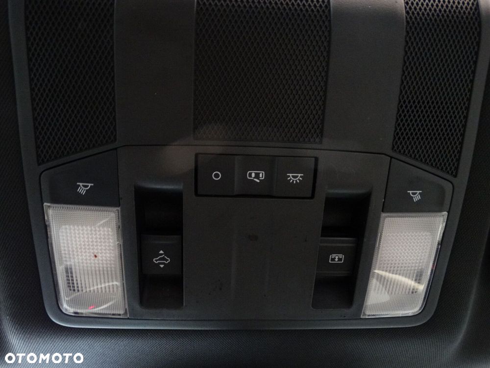 Mitsubishi Eclipse Cross - 27