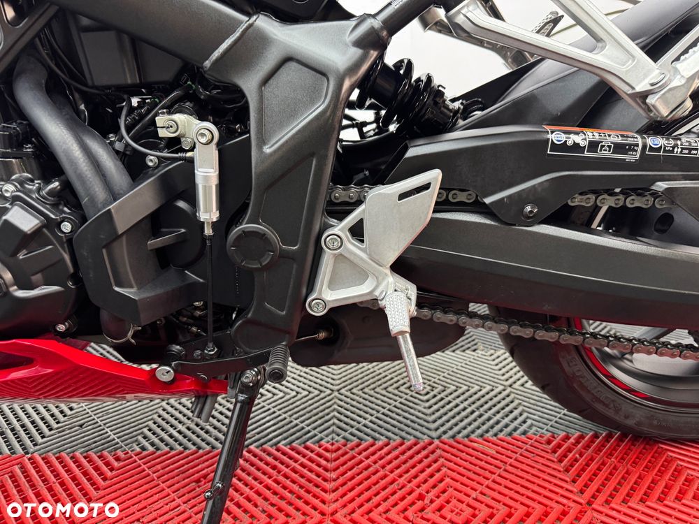 Honda CBR - 18
