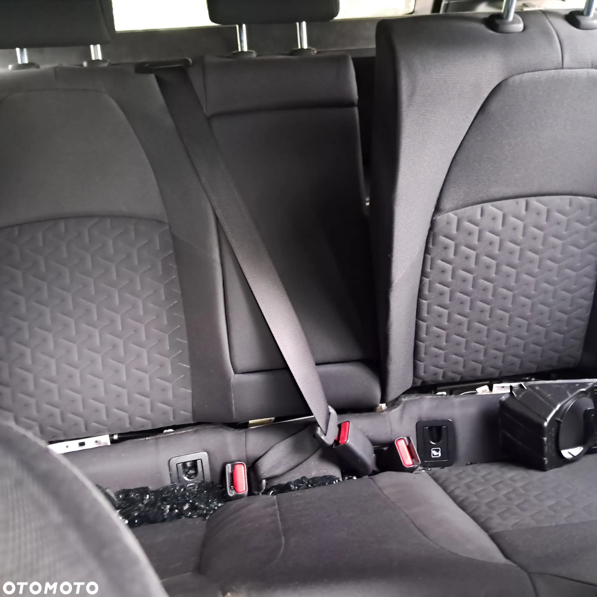 Toyota Corolla 1.8 Hybrid Comfort - 9