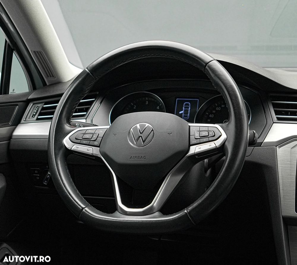 Volkswagen Passat 2.0 TDI SCR DSG Business - 18
