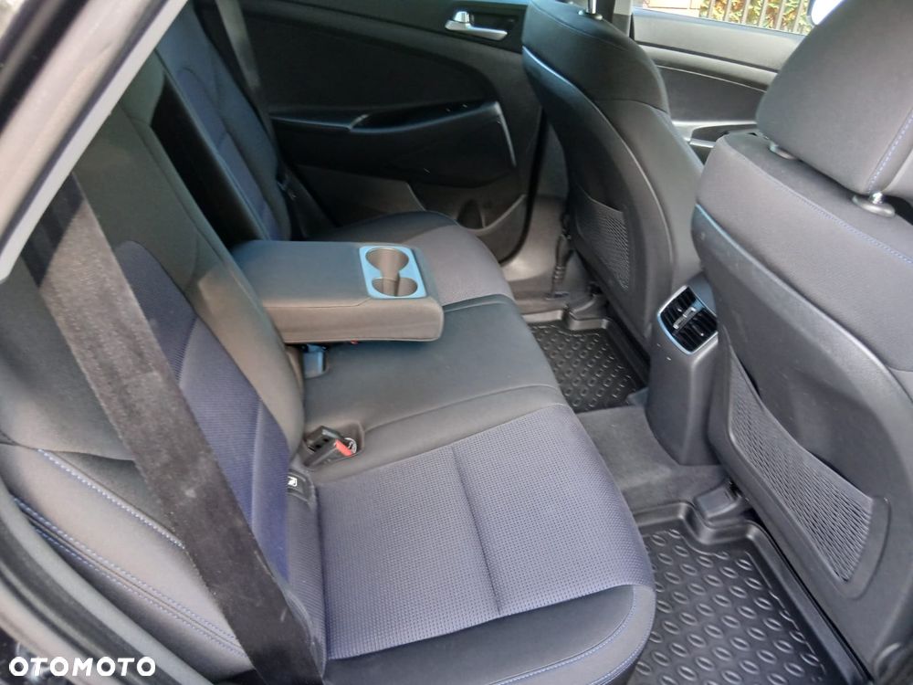 Hyundai Tucson blue 1.7 CRDi 2WD Classic - 34