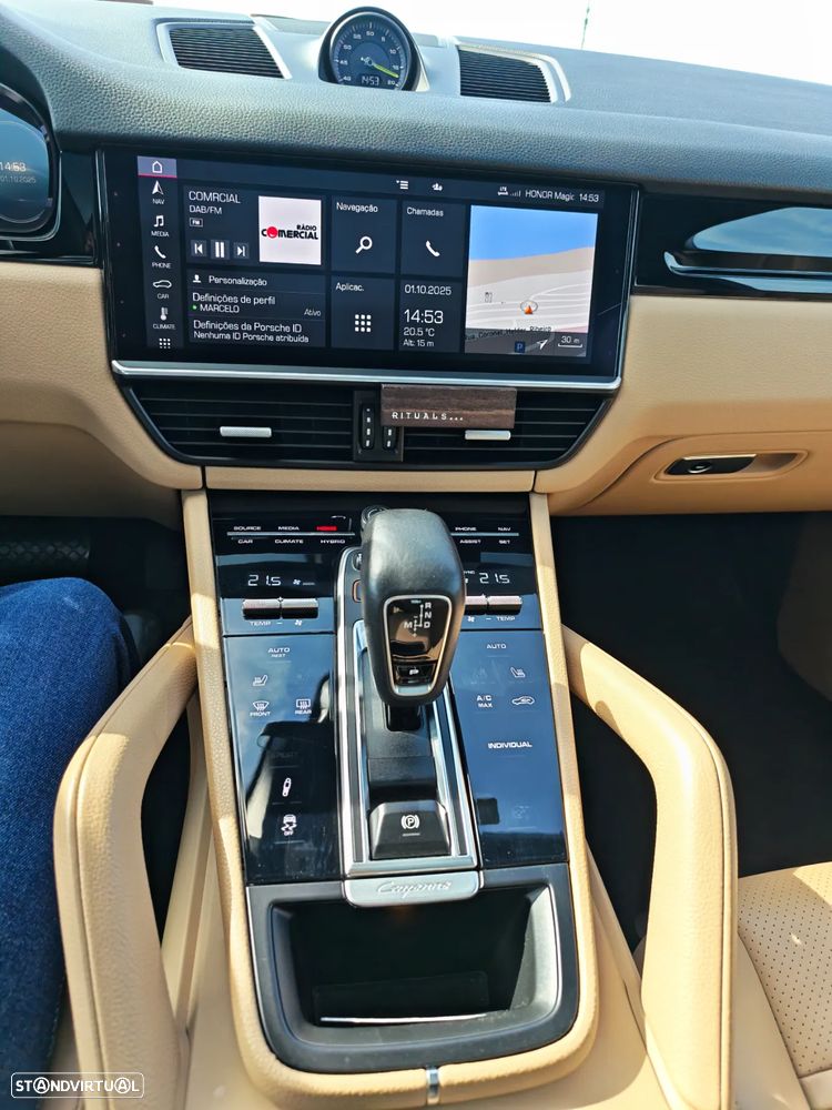 Porsche Cayenne Coupé E-Hybrid - 11