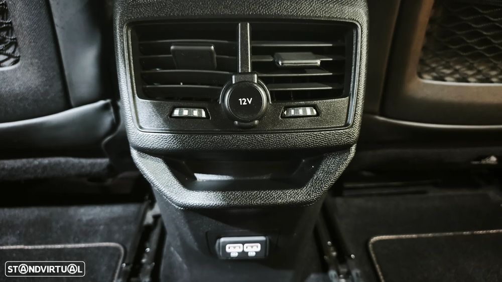 Peugeot 3008 1.6 Hybrid4 GT Line e-EAT8 - 27