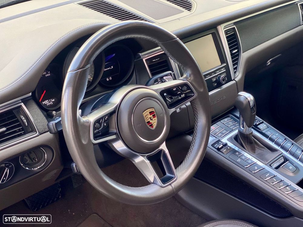 Porsche Macan S - 19