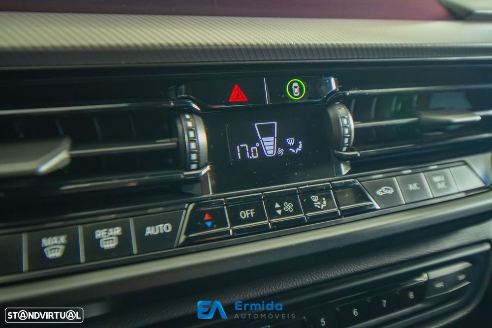 BMW 116 d Pack Desportivo M - 31