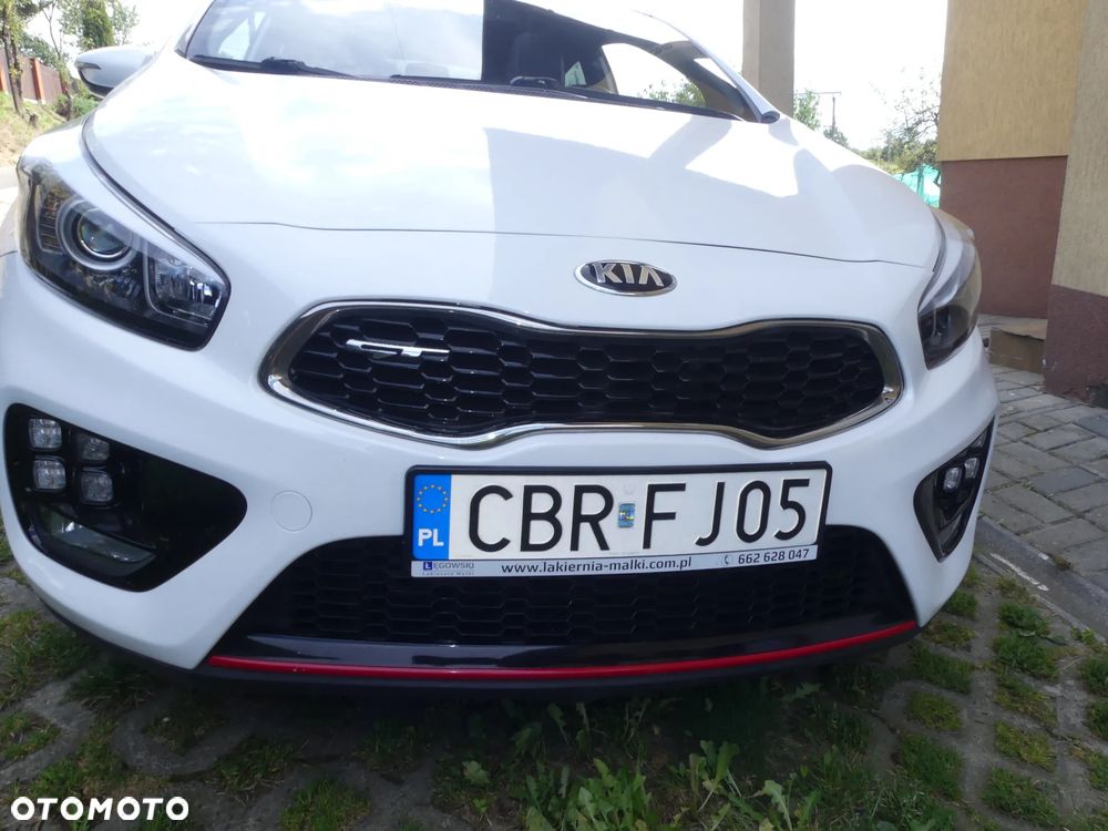 Kia Ceed - 39