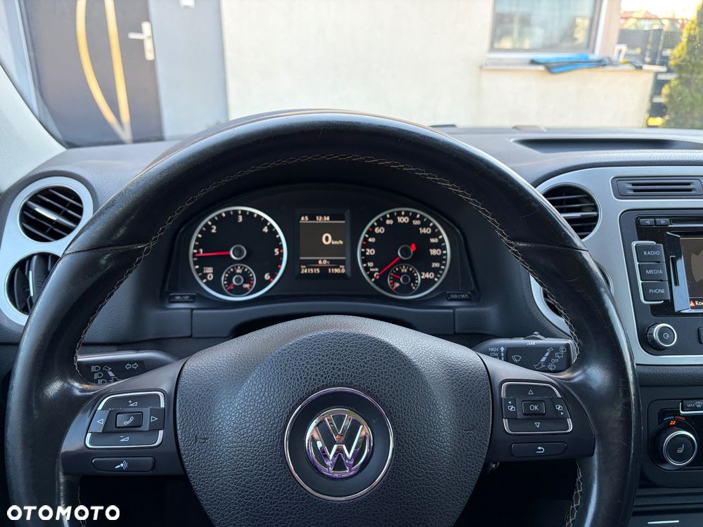 Volkswagen Tiguan 2.0 TDI DPF BlueMotion Technology Cup Sport & Style - 16