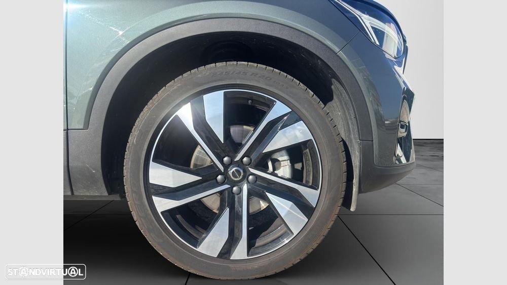 Volvo XC 40 2.0 B3 Plus Dark - 11