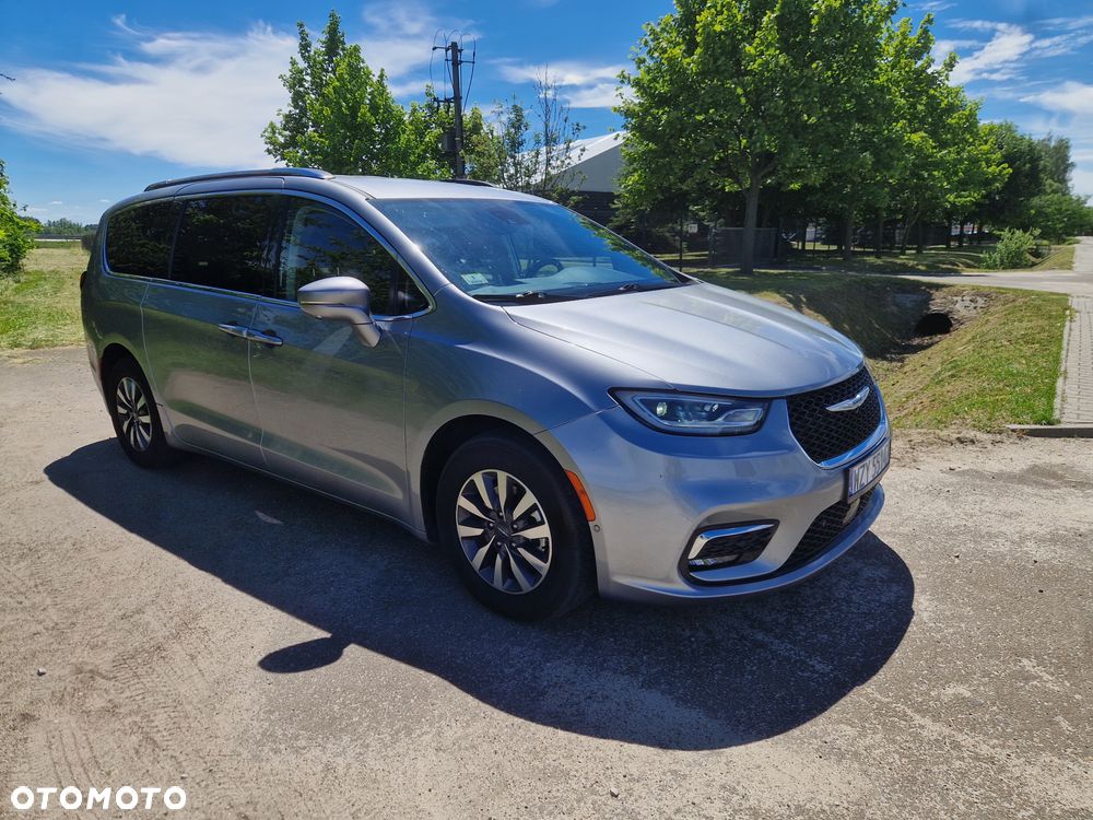 Chrysler Pacifica - 5