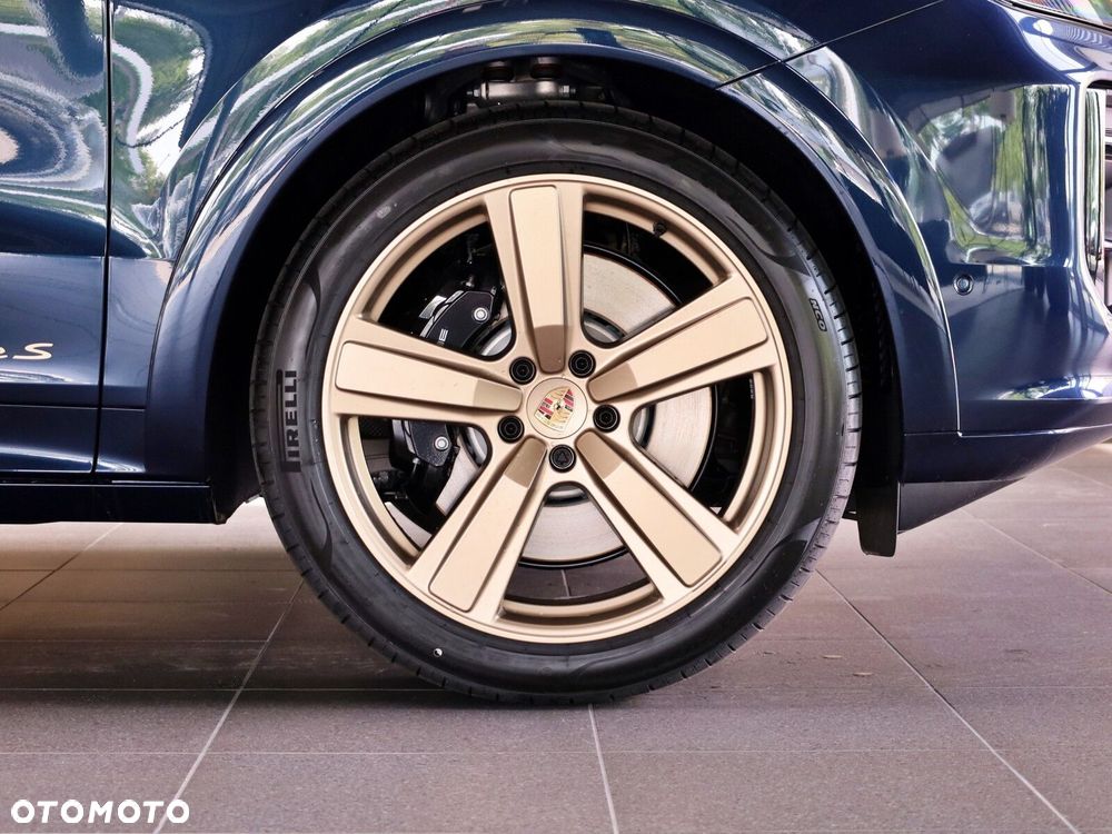 Porsche Cayenne - 28