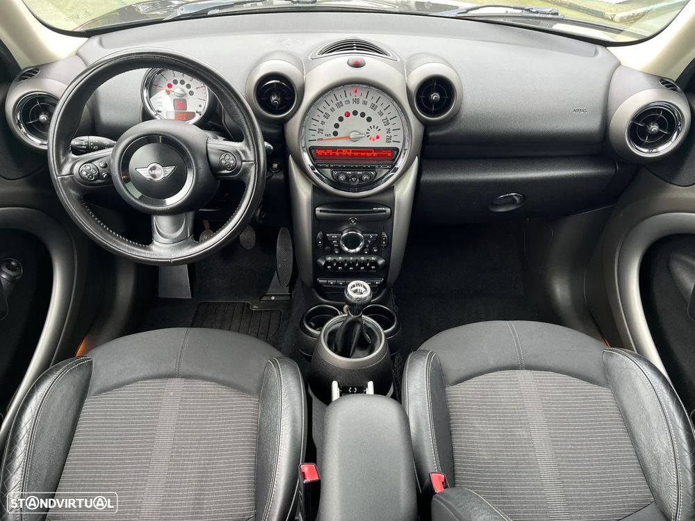 MINI Countryman One D - 11