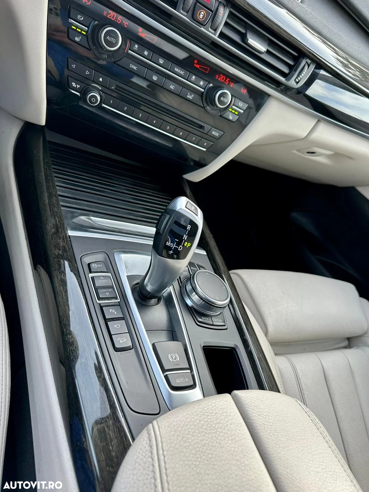 BMW X5 xDrive40d - 9